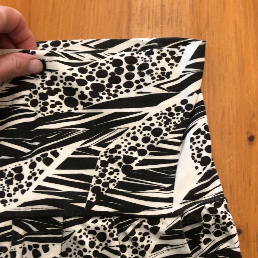 Zumba Funky Cropped Harem Pants - Picture 10 of 12
